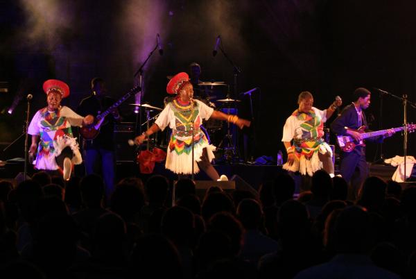 Mahotella Queens