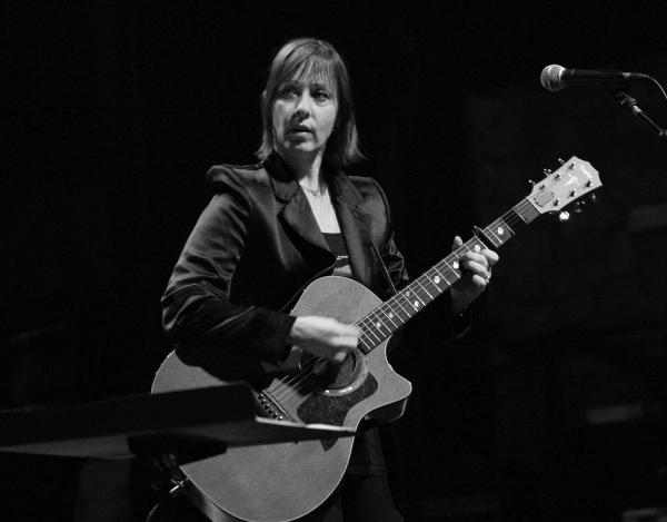 Suzanne Véga