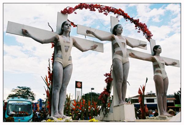 Las tres cruces