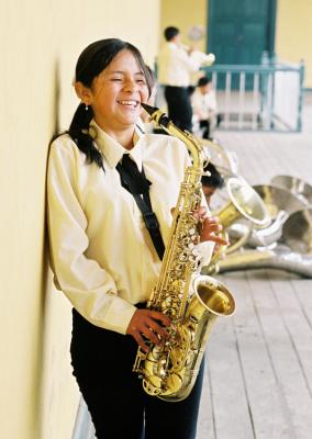 Fille au saxo